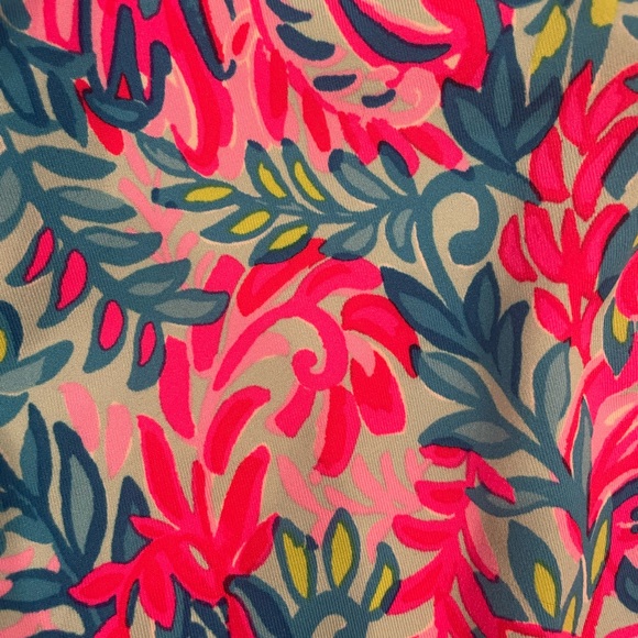 Lilly Pulitzer size medium leggings, like new, never been worn - Picture 6 of 6